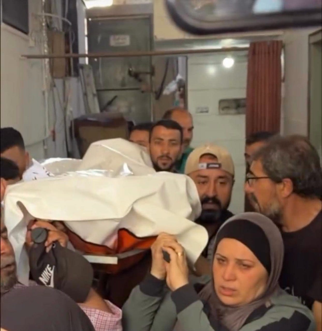 Israele uccide uno studente delle superiori palestinese mentre continua l'assalto genocida a Gaza - Palestine sarà libera