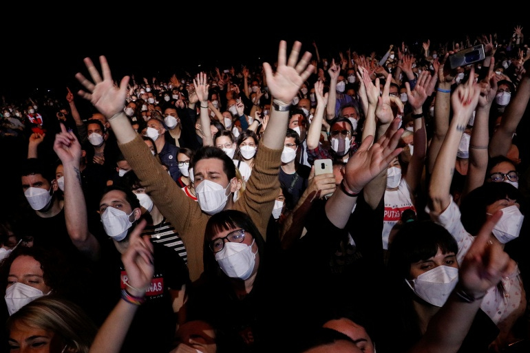 Thousands attend Barcelona rock concert after COVID tests | Coronavirus  pandemic News | Al Jazeera