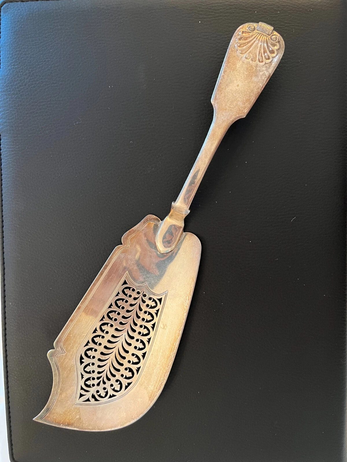 Antique English Large Sterling Silver Fish Slice Server Georgian London 1823 - Picture 1 of 7