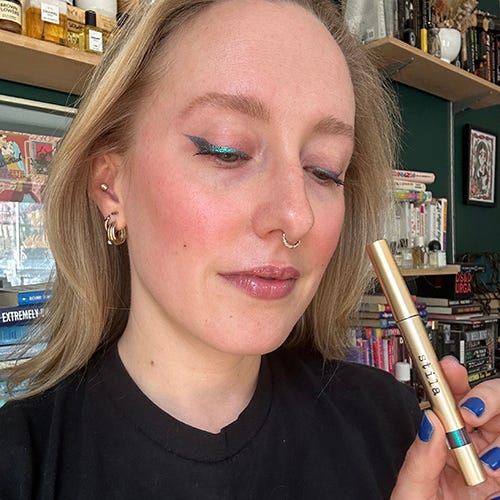 wearing the stila chroma flash liquid eyeliner in peacock