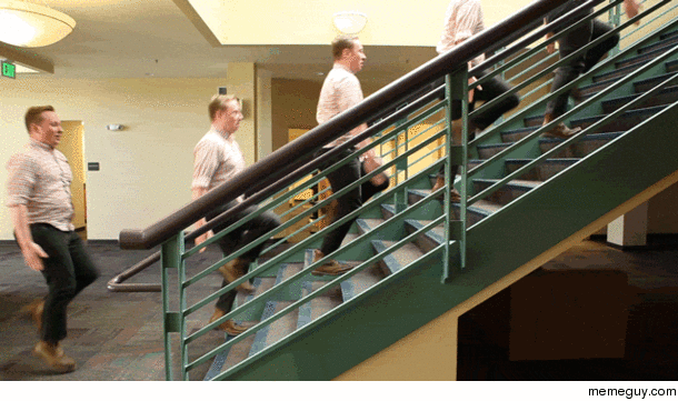 I asked my friend to walk up the stairs while I filmed him | Lustige  bilder, Animated gifs, Gifs