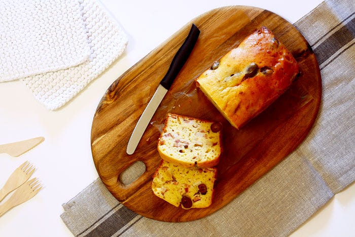 Bizcocho de brie, bacón y aceitunas. Receta para Crock Pot