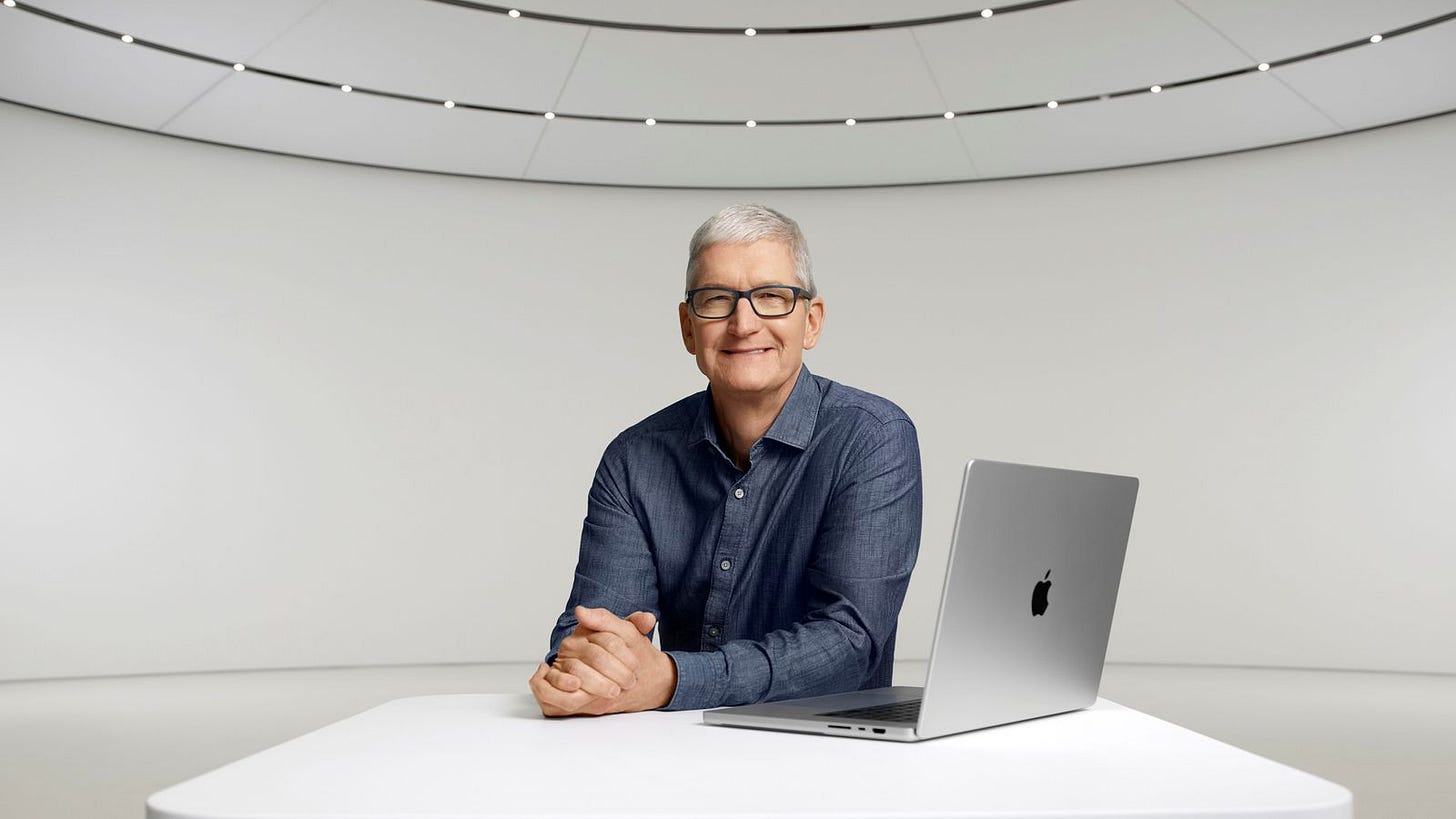 CEO Tim Cook retires