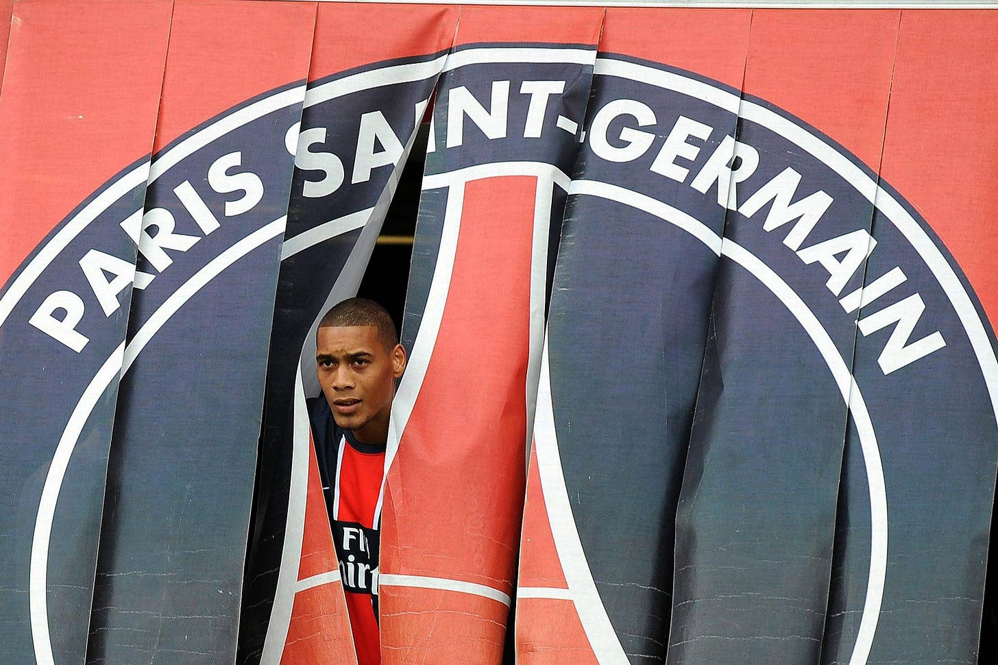 «In Paris kannst du abdriften.» Guillaume Hoarau als Stürmer von Paris Saint-Germain.