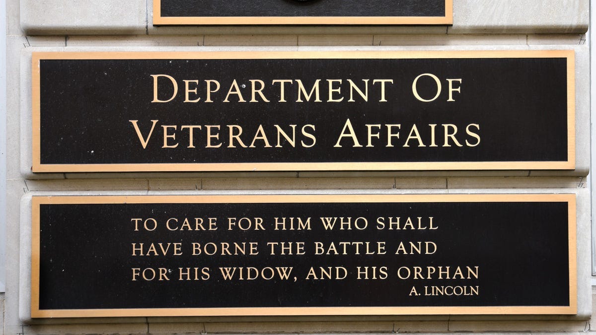 VA drops Abraham Lincoln quote as motto because it doesn't include women |  Fox News