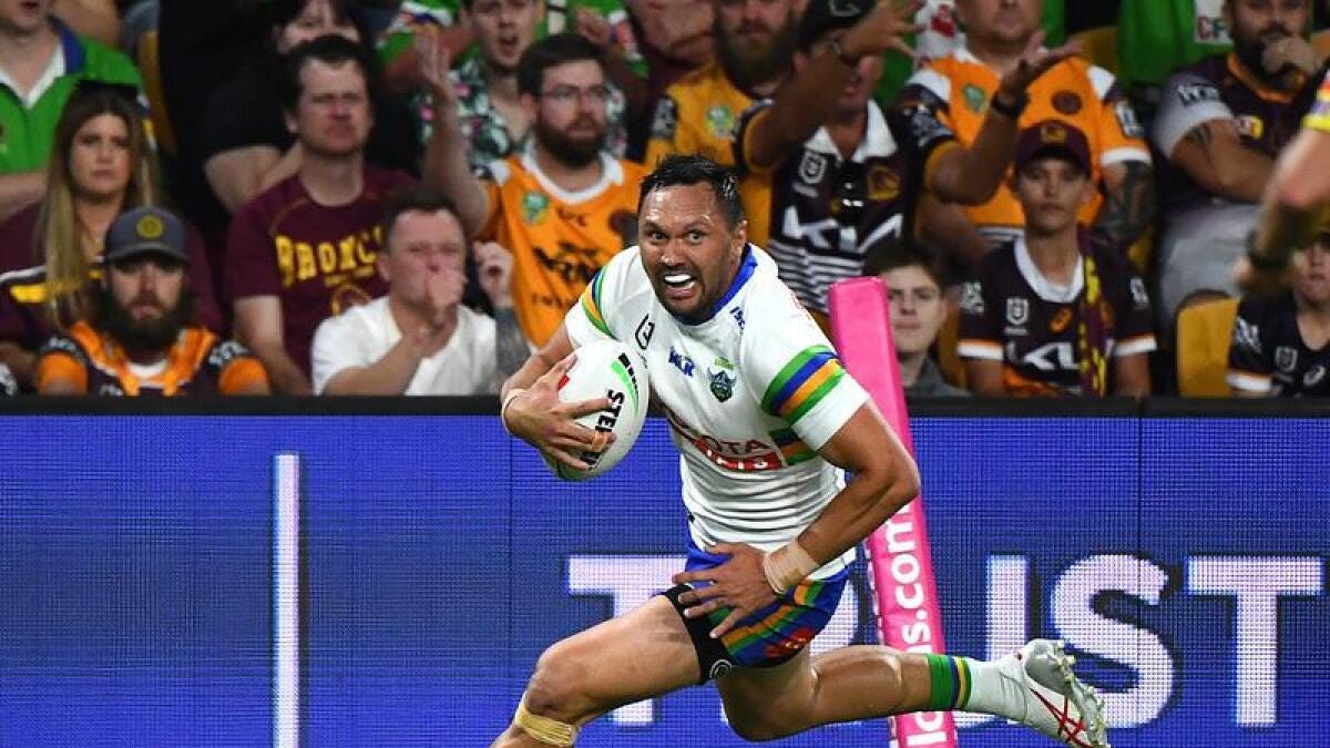 Brave and brilliant Raiders end Broncos' unbeaten run | Shepparton News Brave and brilliant Raiders end Broncos' unbeaten run | Shepparton News