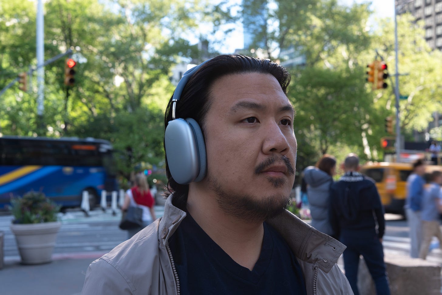 AirPods Max 2 review AirPods Max 2 review