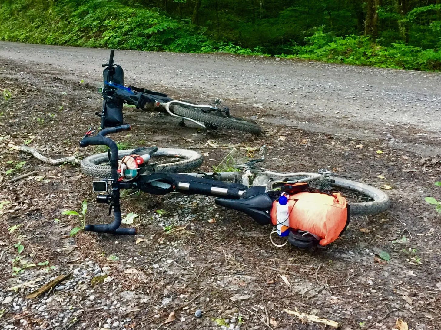 Vélo de Jacob et le mien