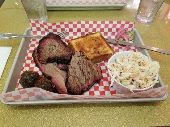 Jellybean and Julia's - Try the Mac N Cheese! - Picture of Jellybean and Julia's  BBQ, Coon Rapids - Tripadvisor