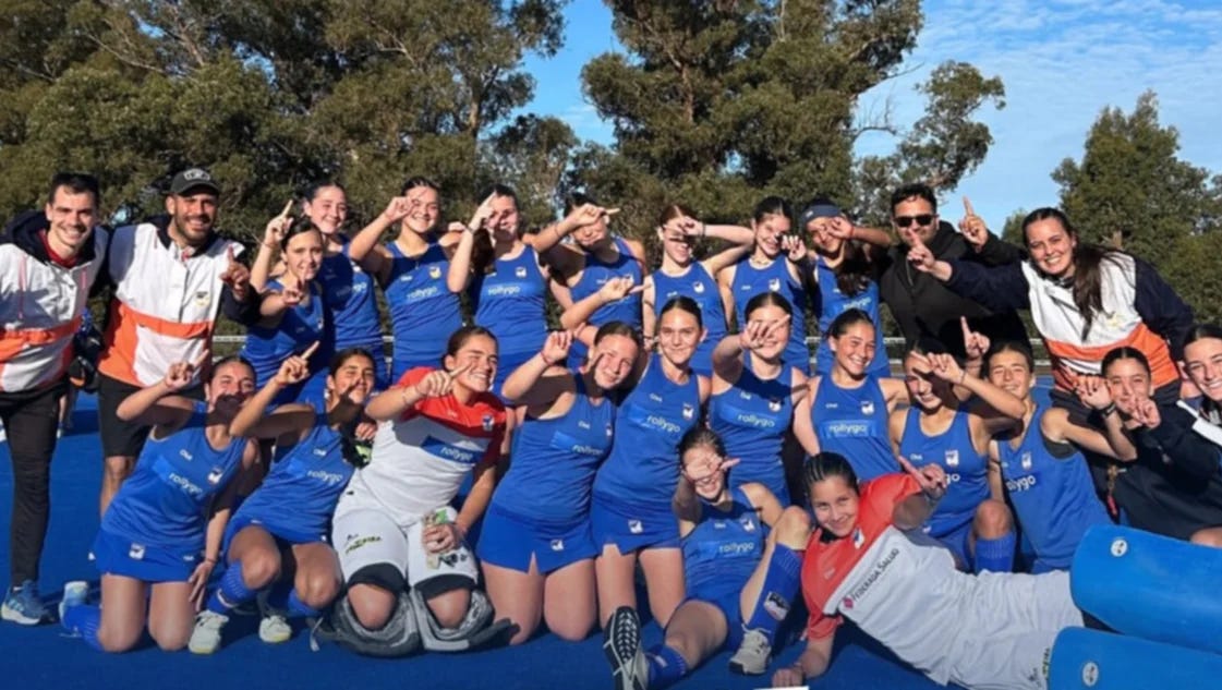 El Sub 14 de Damas de Bahía gritó campeón en Monte y ascendió al Argentino "B" El Sub 14 de Damas de Bahía gritó campeón en Monte y ascendió al Argentino "B"