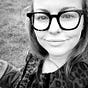 Helen Ray's avatar
