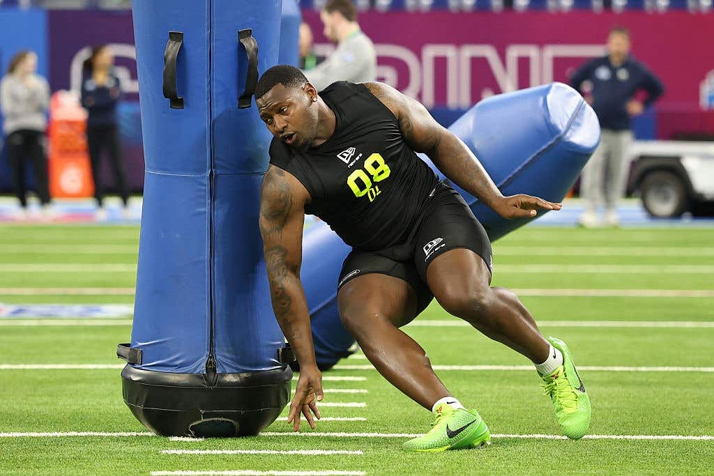 2026 NFL Combine standouts: Defensive linemen, EDGE rushers, & linebackers - 98.5 The Sports Hub - Boston's Home For Sports 2026 NFL Combine standouts: Defensive linemen, EDGE rushers, & linebackers - 98.5 The Sports Hub - Boston's Home For Sports