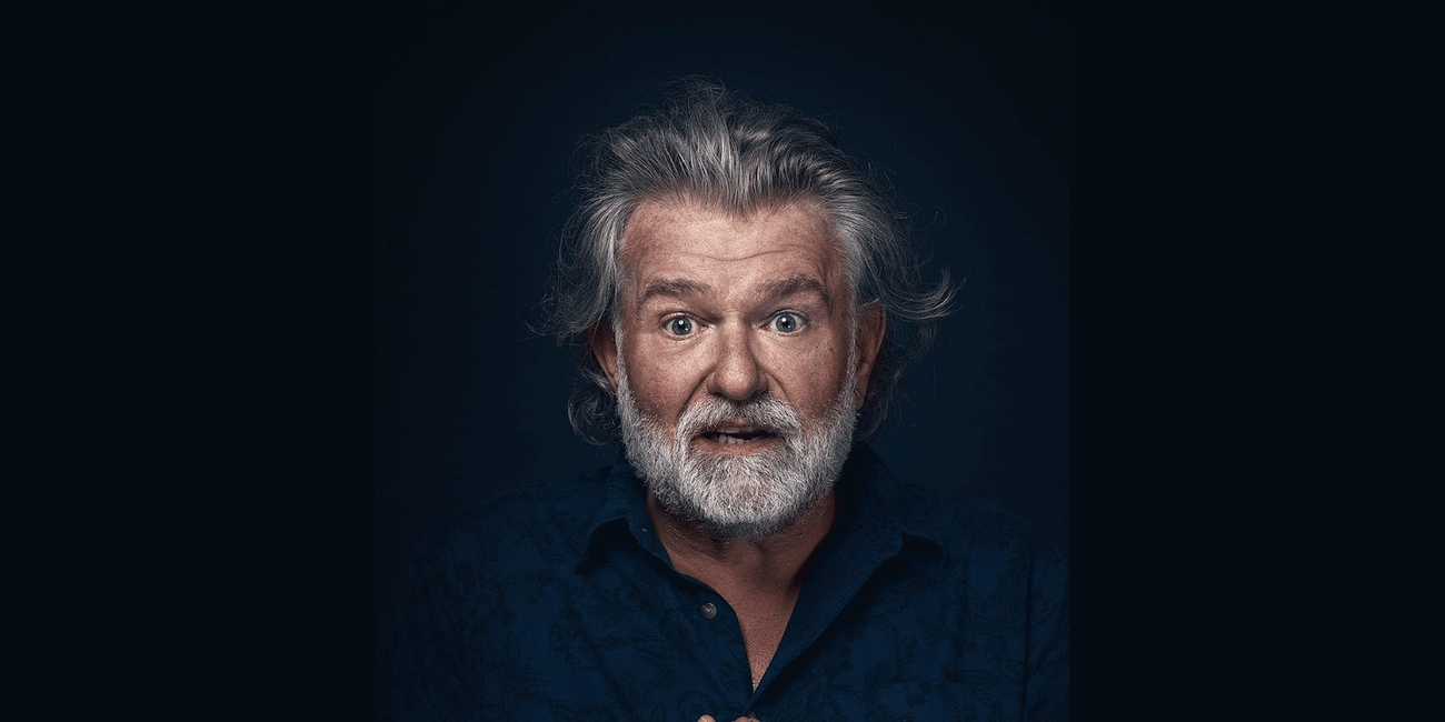 Pies, patter and a 'propa' good time with Si King