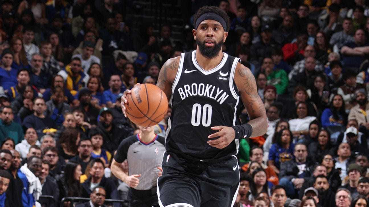 Royce O'Neale, David Roddy traded to Suns in 3-team deal - ESPN