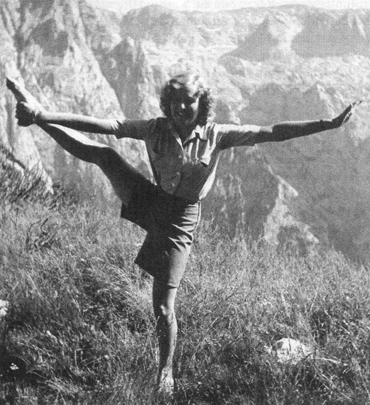 By 1936, Eva had become an integral part of Hitler's Berghof household near Berchtesgaden, living a remarkably sheltered life throughout World War II. By 1936, Eva had become an integral part of Hitler's Berghof household near Berchtesgaden, living a remarkably sheltered life throughout World War II.