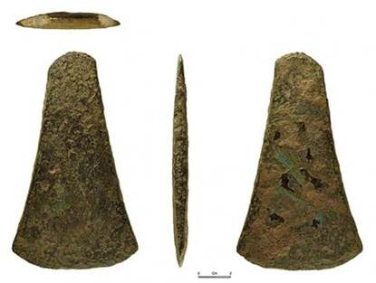 Early Bronze Age bronze flat axe of Migdale type. Early Bronze Age bronze flat axe of Migdale type.