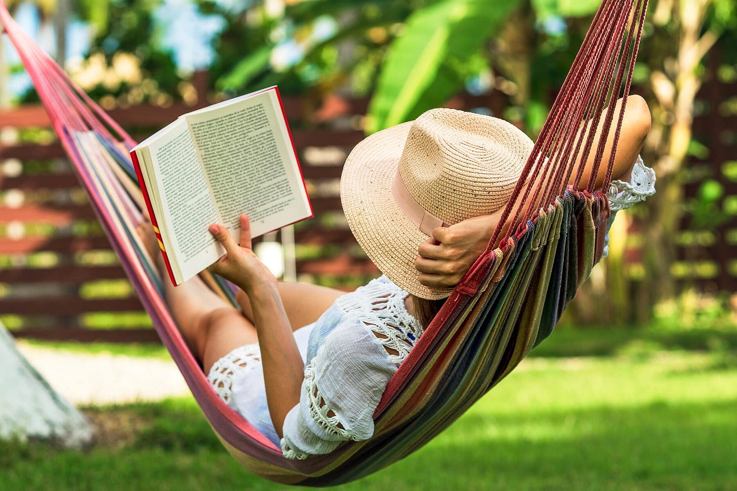 Summer reading recommendations | Ottawa Jewish Bulletin