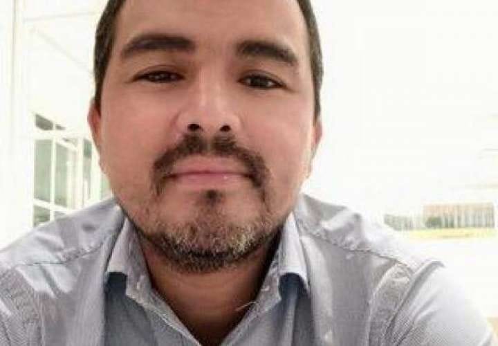 Alonso Ramos, docente universitario e investigador social. Alonso Ramos, docente universitario e investigador social.