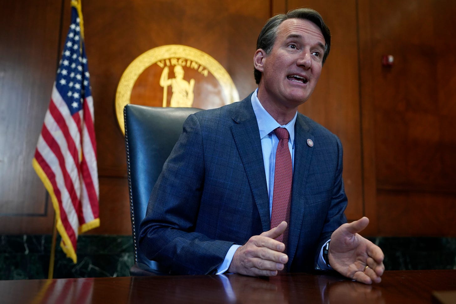 Republican Gov. Glenn Youngkin vetoes 26 Democratic bills - POLITICO