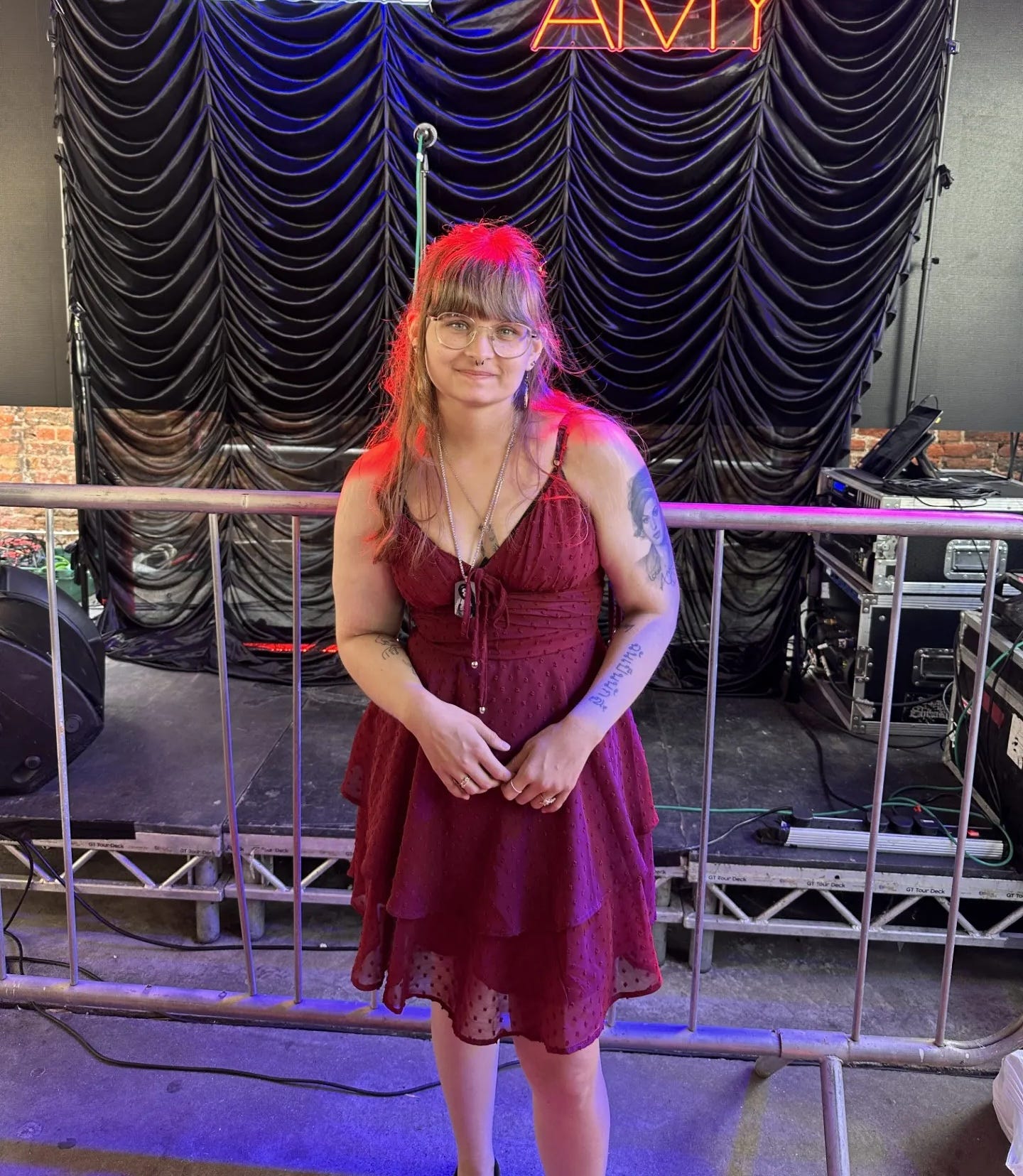 why does amy dress like an old lady Fan Voices 04: Angeliina 992