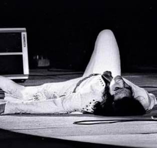 A person lying on the floor

AI-generated content may be incorrect.