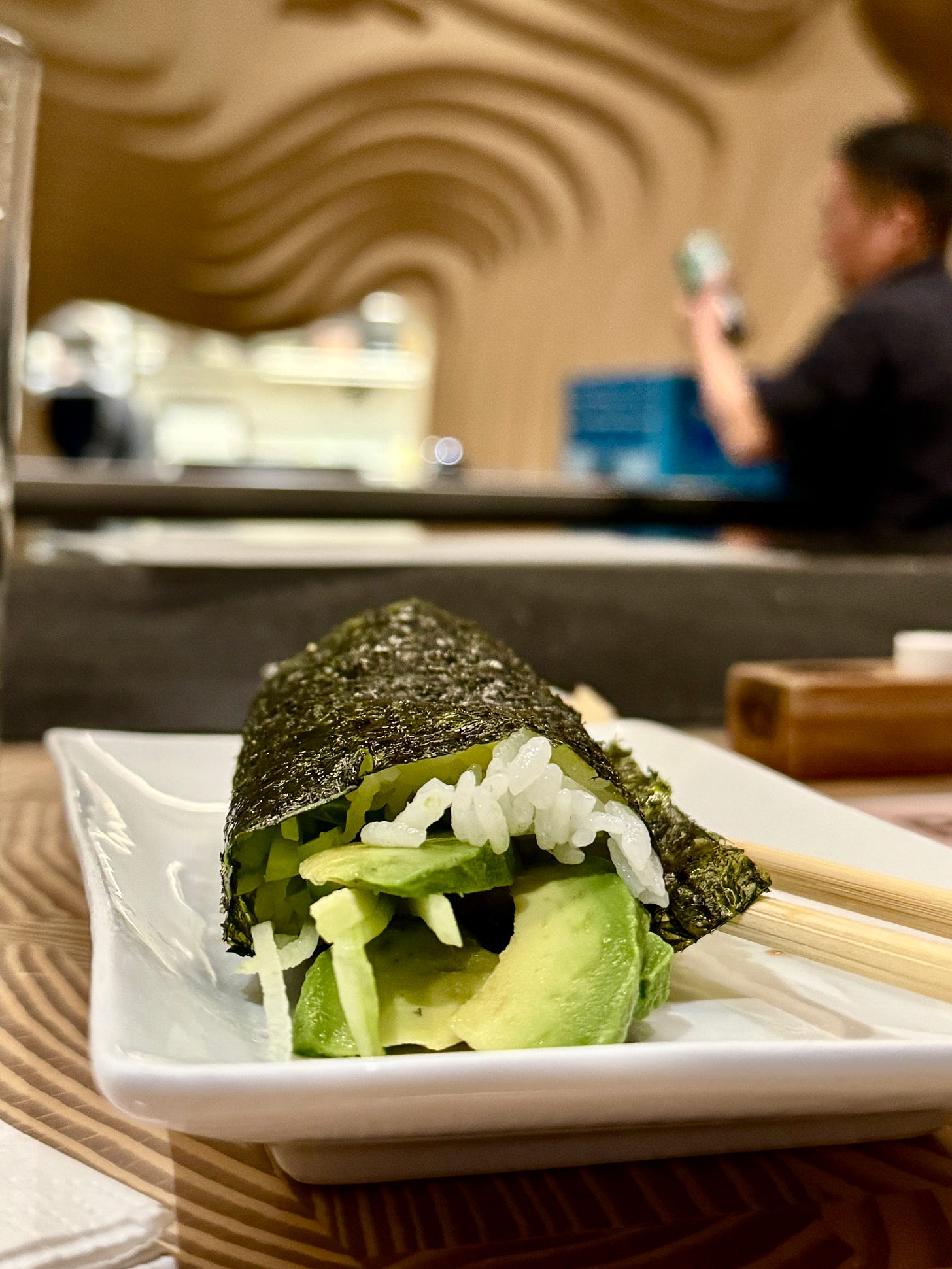 Cucumber/Avocado Handroll 