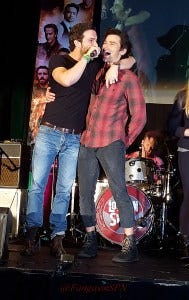 dallas_con_2015_phone_904_WM dallas_con_2015_phone_904_WM