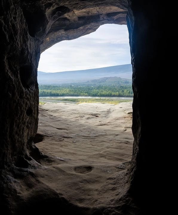 Crossing Thresholds - eremos