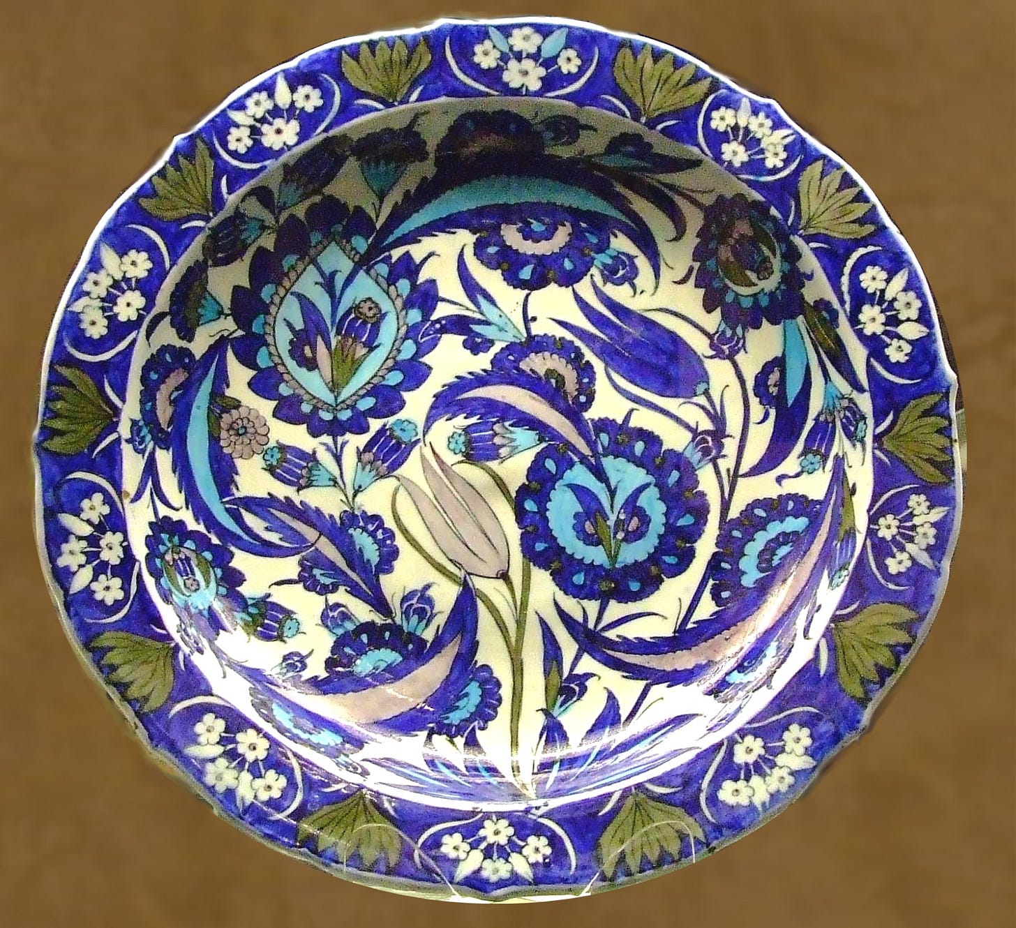 File:Iznik dish.JPG - Wikipedia