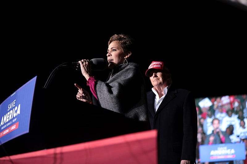 File:Kari Lake & Donald Trump (51825541993).jpg