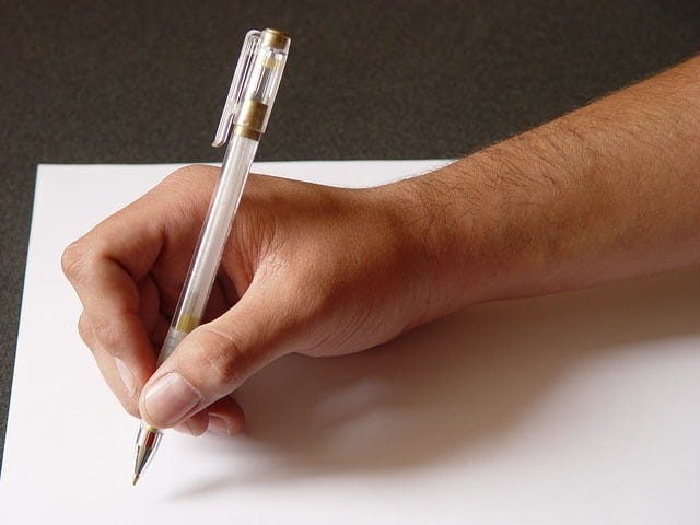 hand-299675_640 hand-299675_640