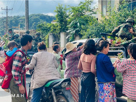 မိုးကုတ်တစ်မြို့လုံးကို သိမ်းပိုက်ပြီးနောက်မြင်ကွင်းများ ဓါတ်ပုံ - Mai A Hein