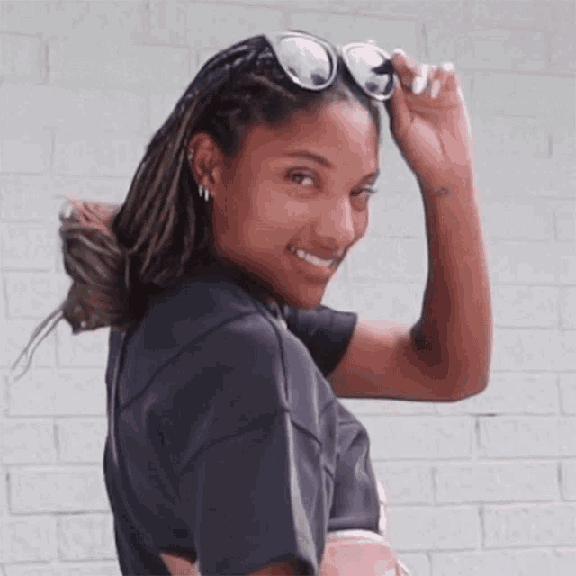 Shades Up Tara Davis GIF - Shades Up Tara Davis Tara And Hunter GIFs