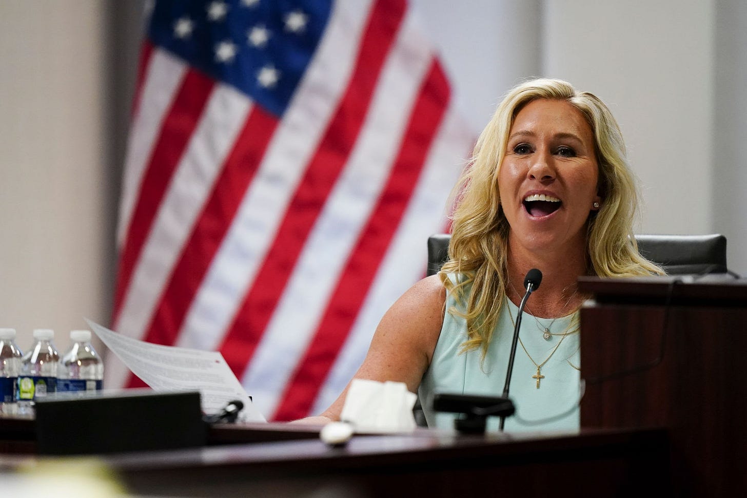 Marjorie Taylor Greene kutsui hyväksyntää voitoksi lasten suojelussa. Hän vertasi “hoitoja” manipulaatioon ja totesi, että amerikkalaiset äänestivät Trumpia vuonna 2024 osittain tämän asian takia. 