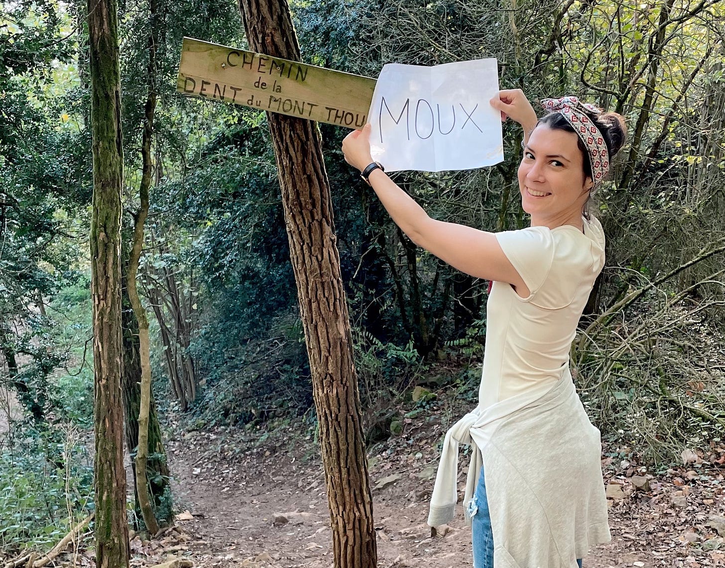 Emilie Thoumoux -randonnée en forêt