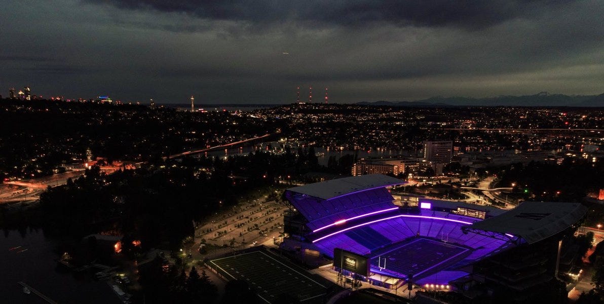 Canzano: Don't ignore the glow of college athletics