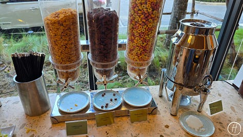 Hilton Garden Inn Rayong: Breakfast