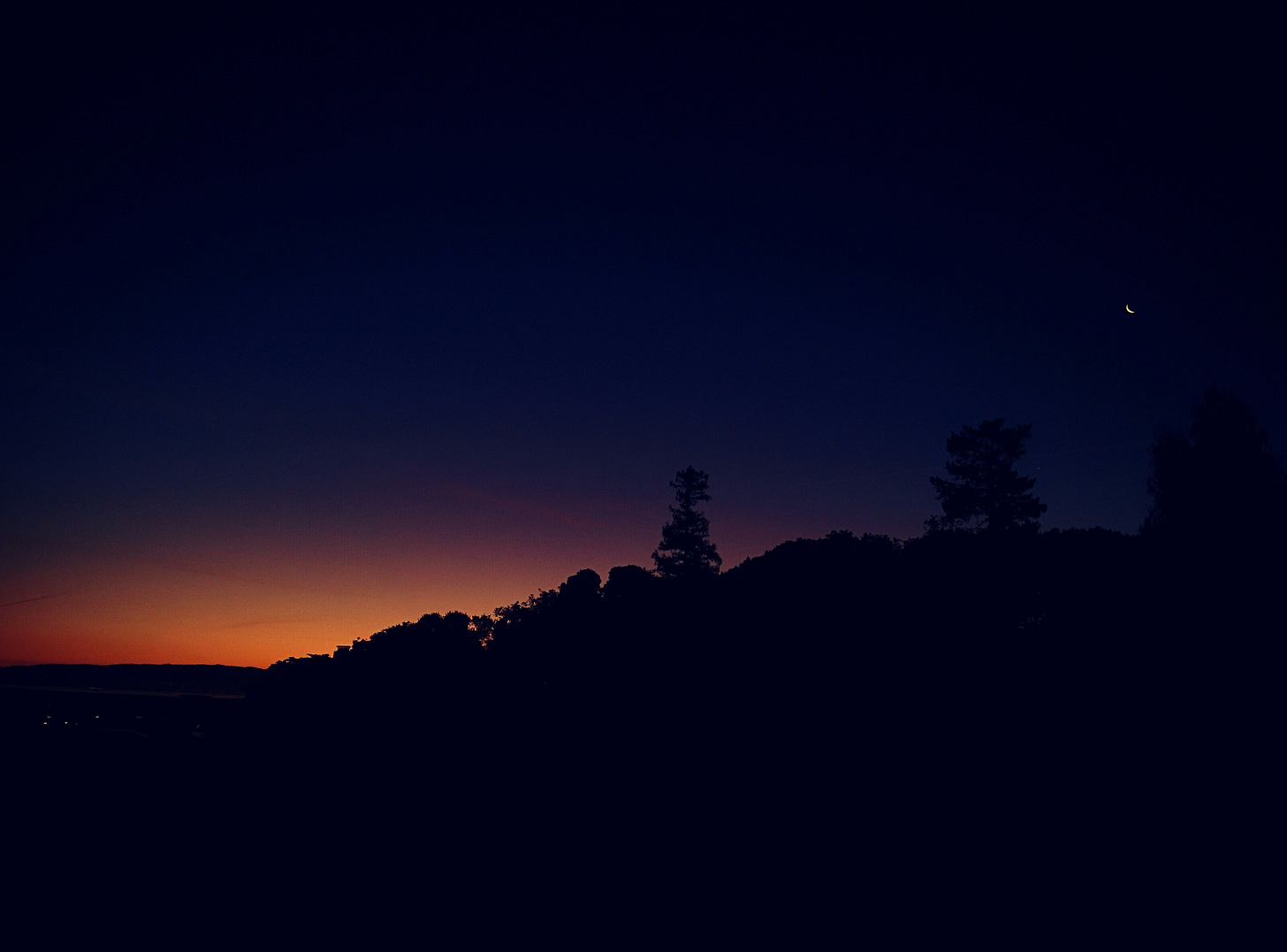 Early Dawn sky overlooking a mountain Early Dawn sky overlooking a mountain