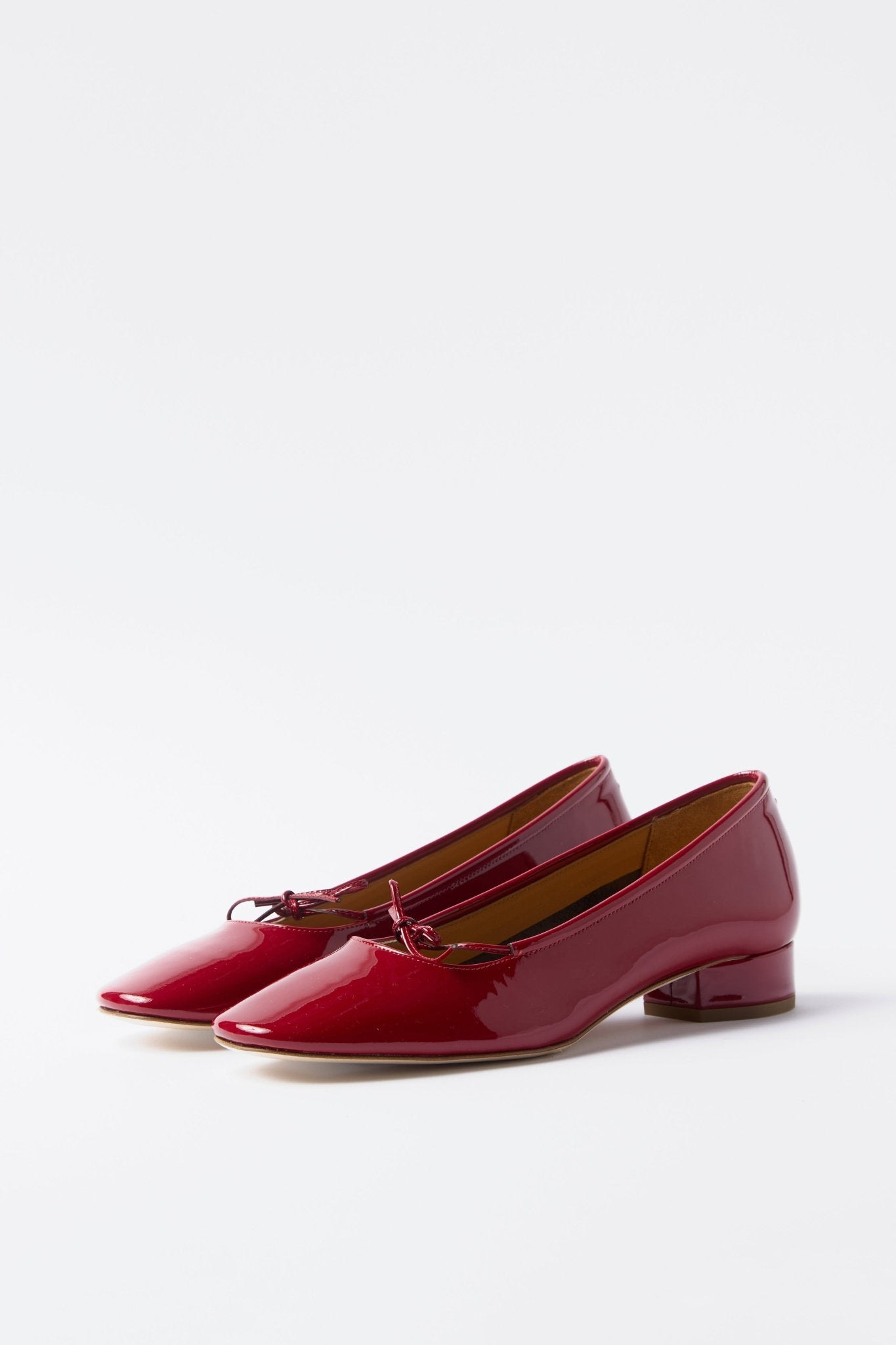 Aeyde Darya Patent Leather Pumps - Bessette