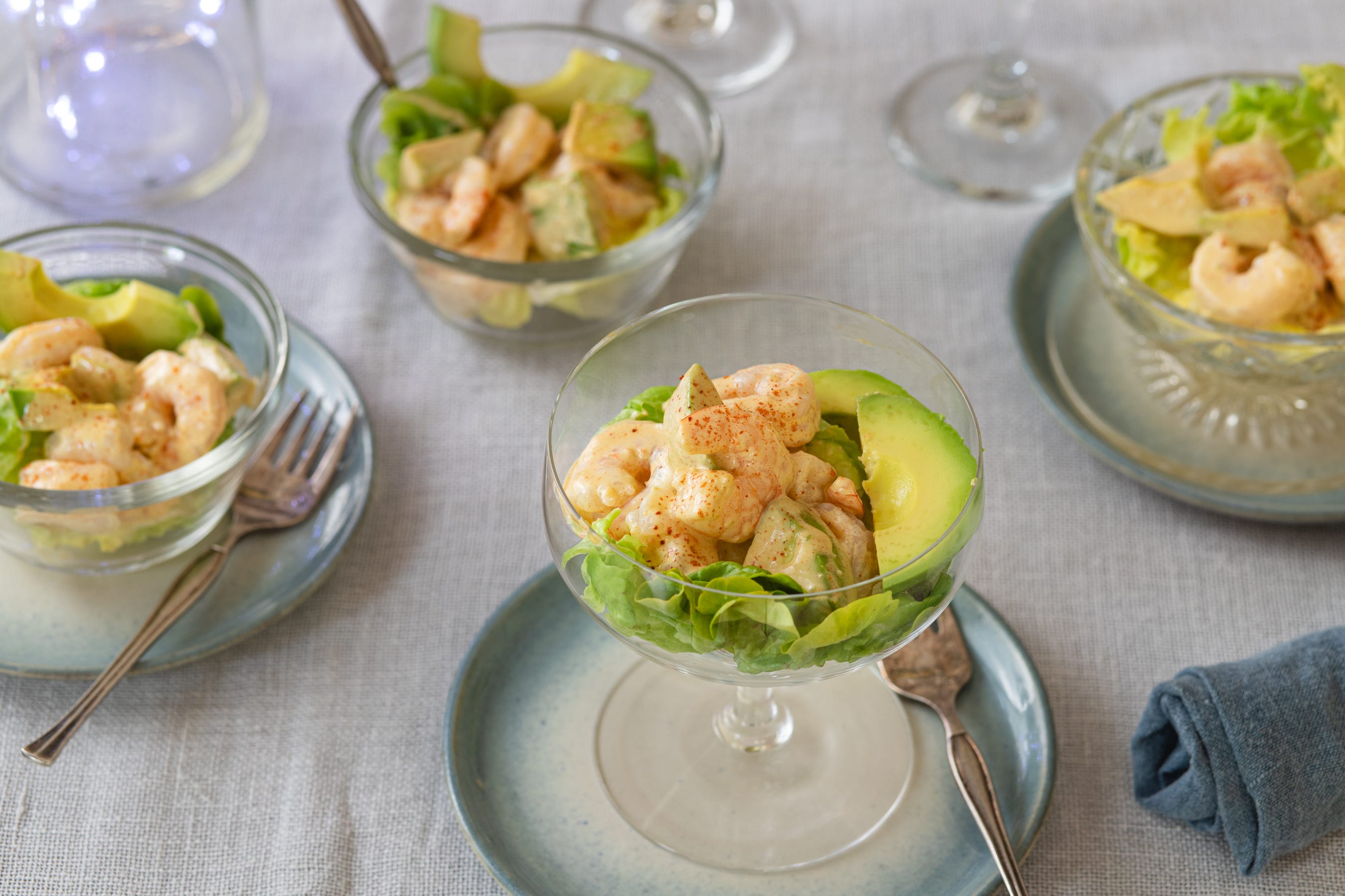 avocado with shrimp cocktail dressing Last Minute: Prawn & Avocado Cocktails