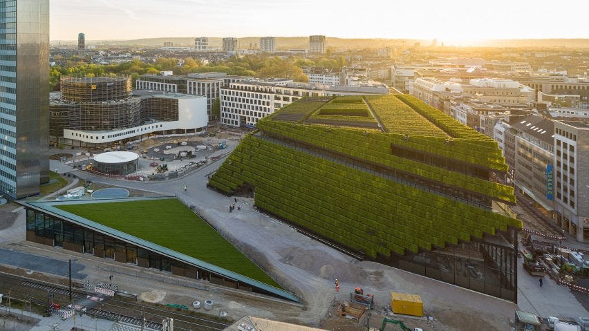 Kö-Bogen II office in Düsseldorf by Ingenhoven Architects is covered with five miles of hedges Kö-Bogen II office in Düsseldorf by Ingenhoven Architects is covered with five miles of hedges
