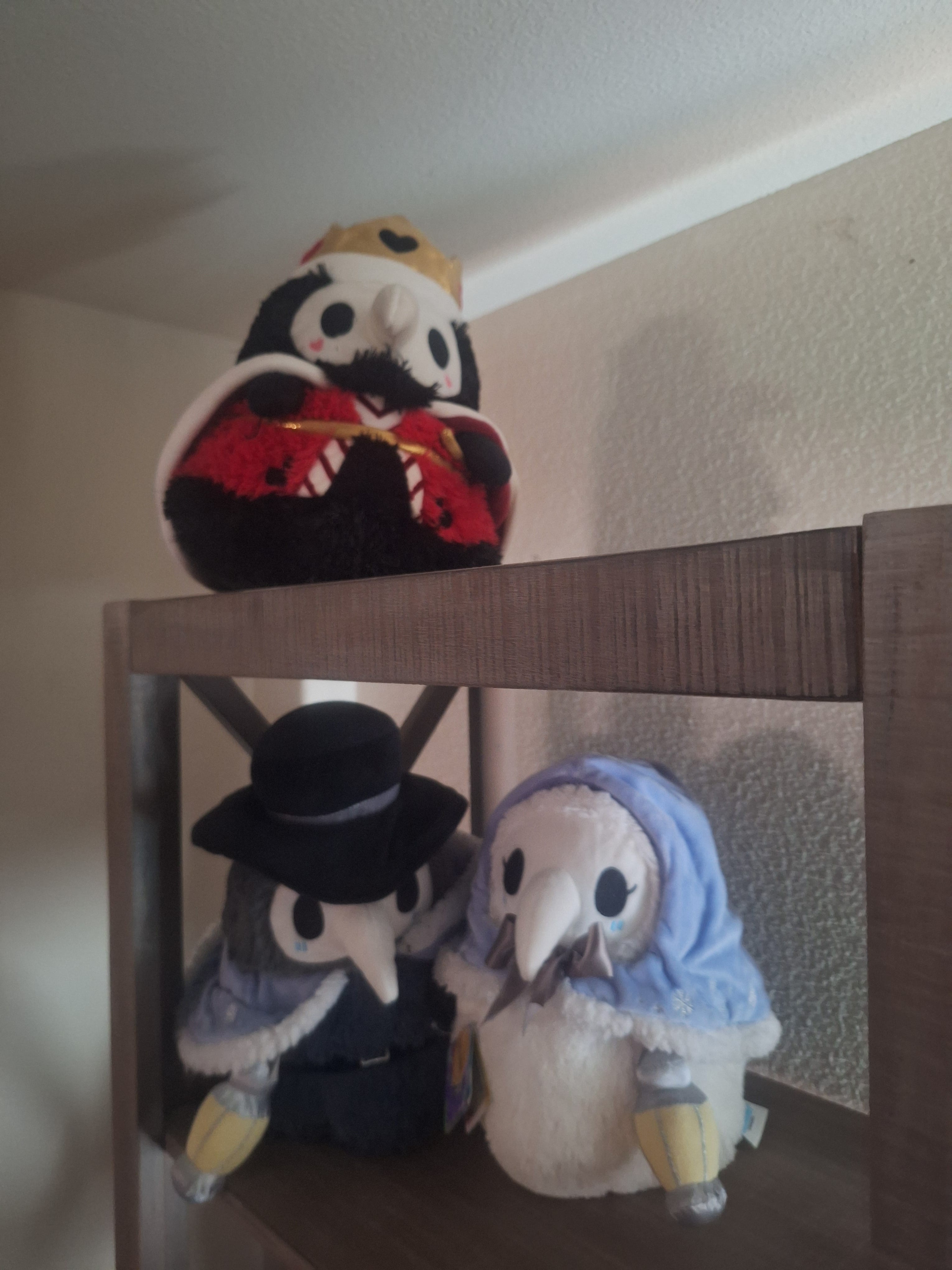 Writing Challenge #3: The Hierarchical Plagues and The Madness Within