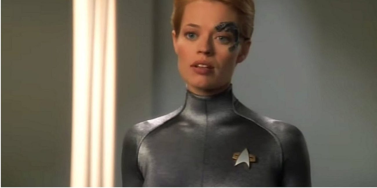 Jeri Ryan Complains About Star Trek: Voyager Making Her Famous Because She's "Sexy"