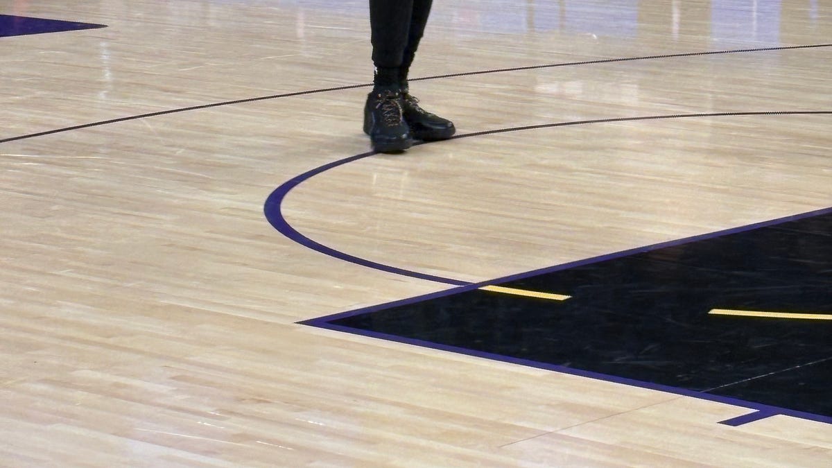 Most signs do point to more basketball