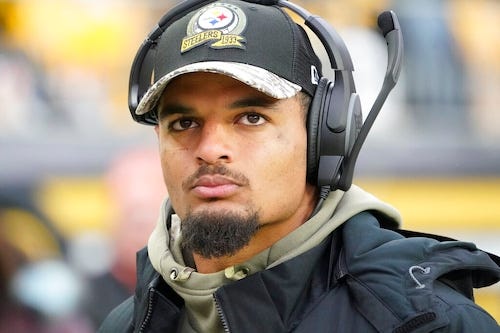 Pittsburgh Steelers safety Minkah Fitzpatrick on the sideline
