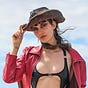 Caroline Carson's avatar
