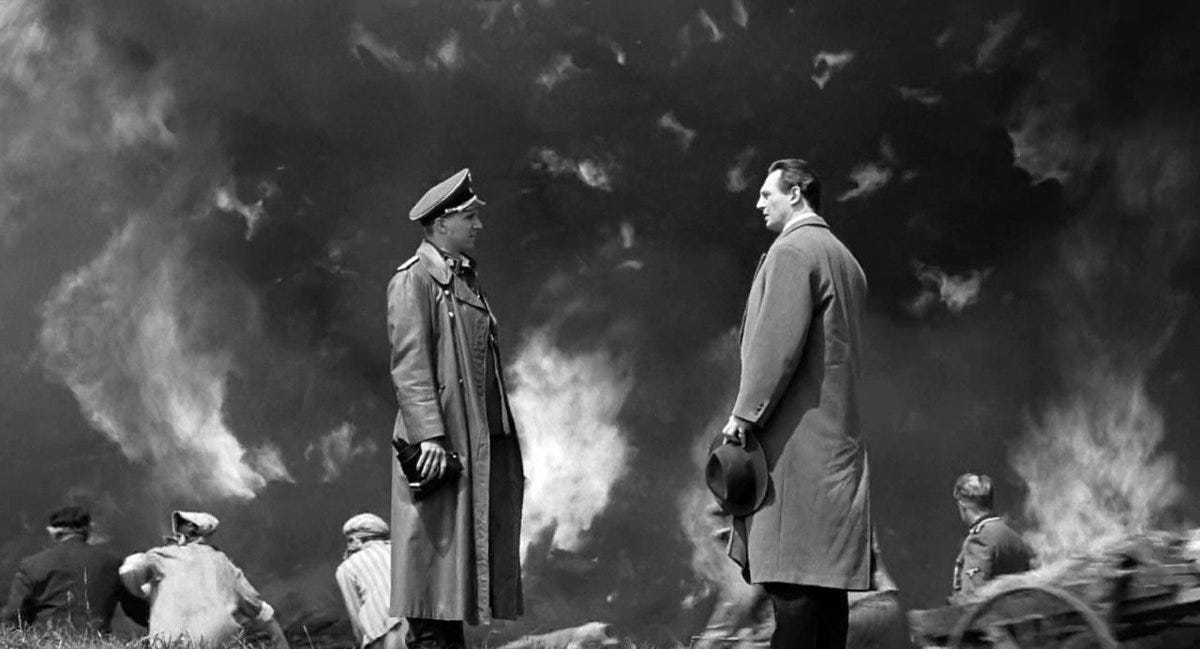 One Perfect Shot على X: "SCHINDLER'S LIST (1993) DP: Janusz Kaminski  Director: Steven Spielberg Check Out More Shots From Spielberg's  Filmography: https://t.co/nvDRyud1ya https://t.co/RH8SSlLop9" / X