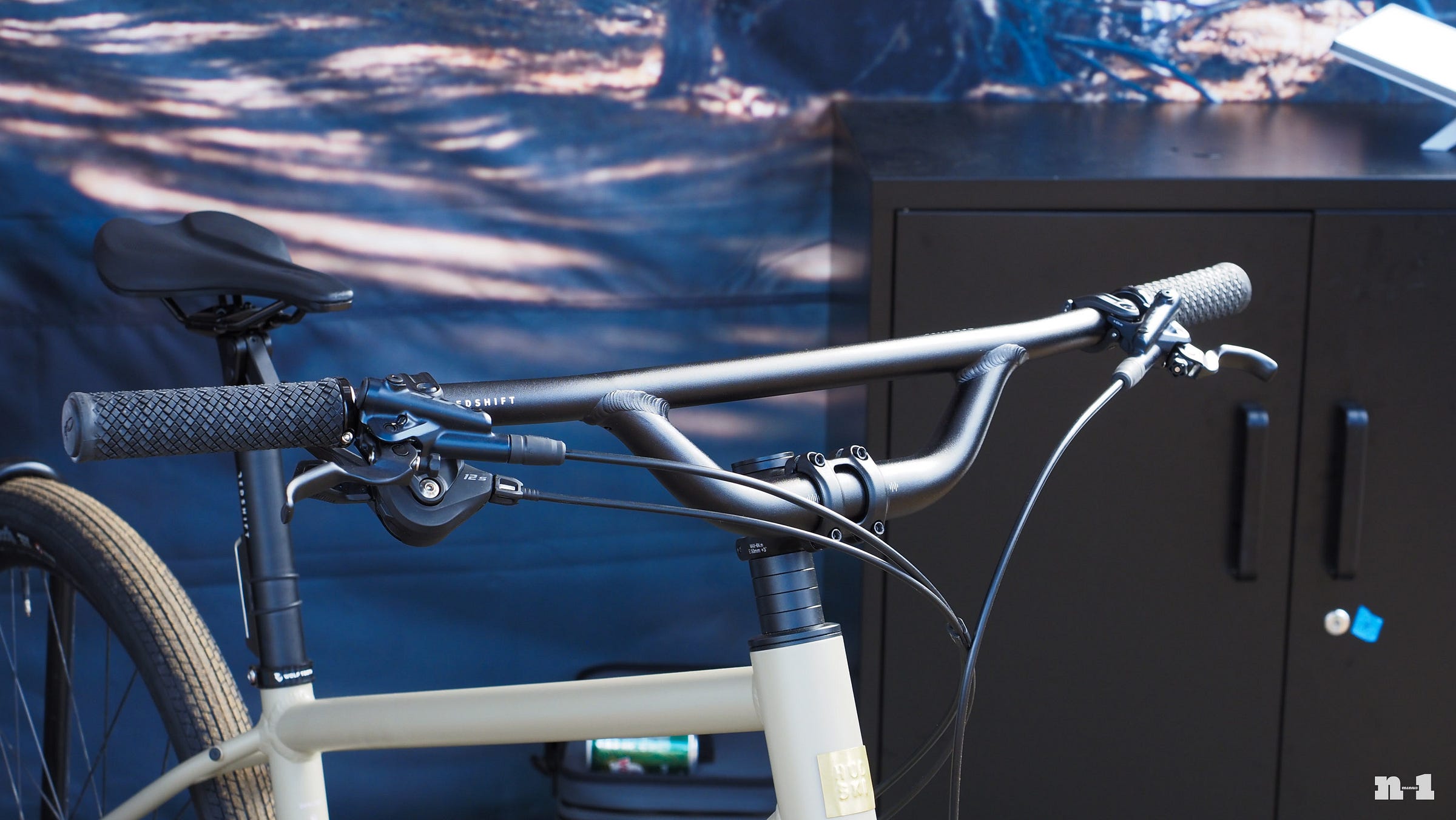 Redshift Sports Top Shelf flat bar