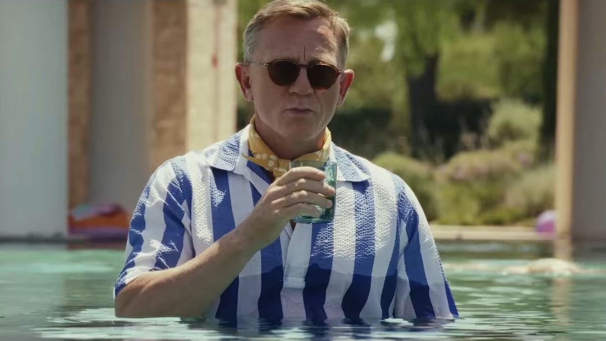 GLASS ONION's Big Whodunnit Twist, Explained - Nerdist