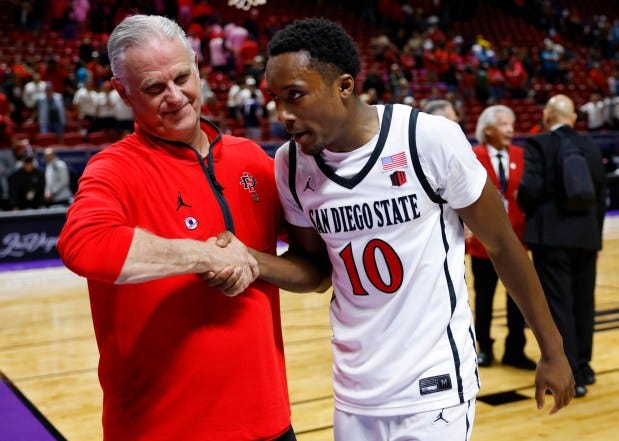 Photos: Aztecs Win Nail-Biter over New Mexico, 64–62 – San Diego Union ... Photos: Aztecs Win Nail-Biter over New Mexico, 64–62 – San Diego Union ...